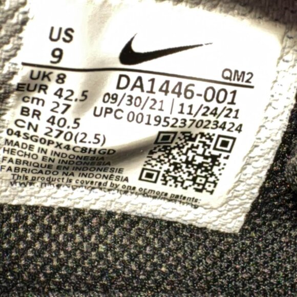 Nike GTS 97 casual sneakers in black with a white sole. Women's size 9. - Picture 6 of 8